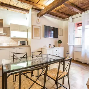 Palazzo Bocchi - The Place Apartamento