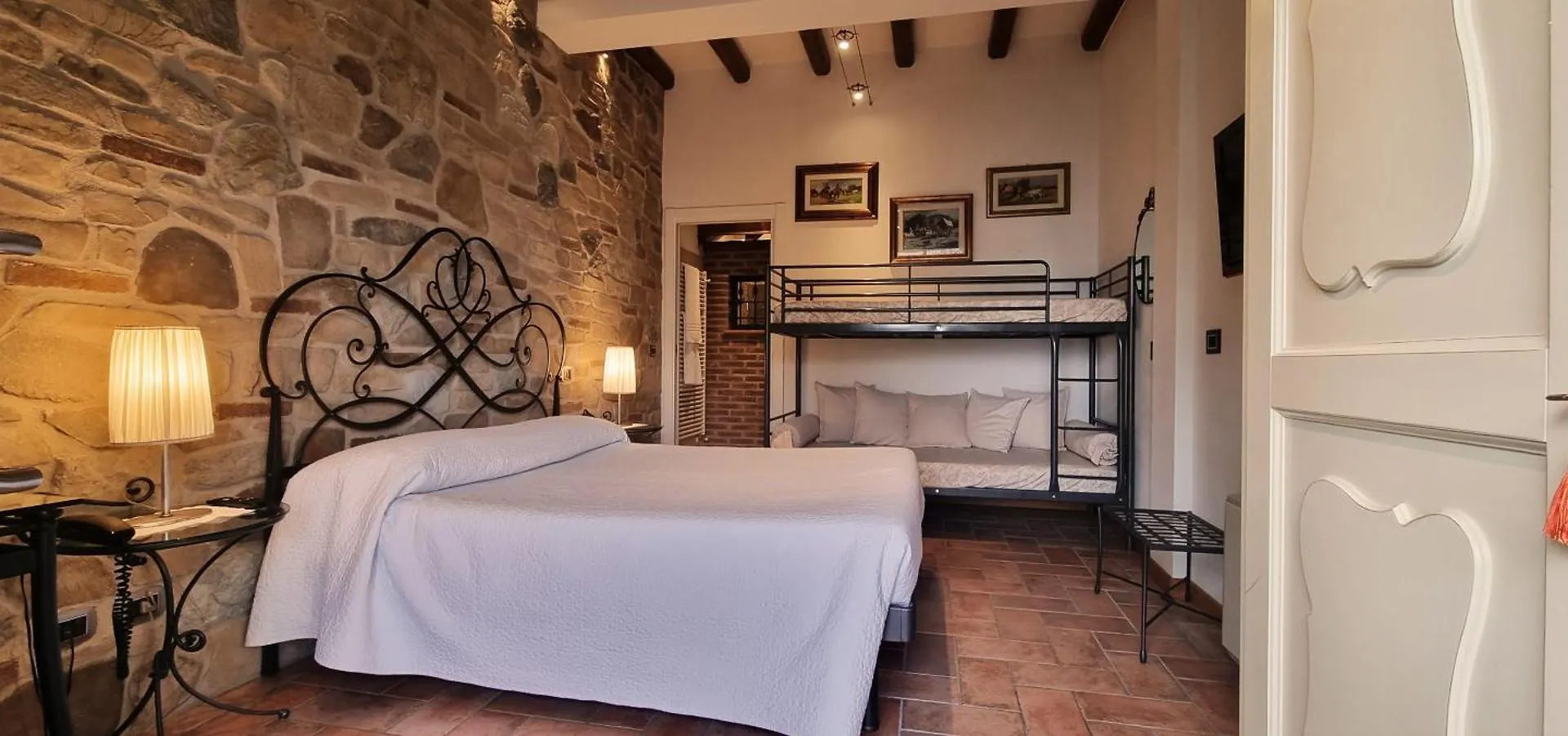 Farm stay Locanda Gli Ulivi Monteveglio